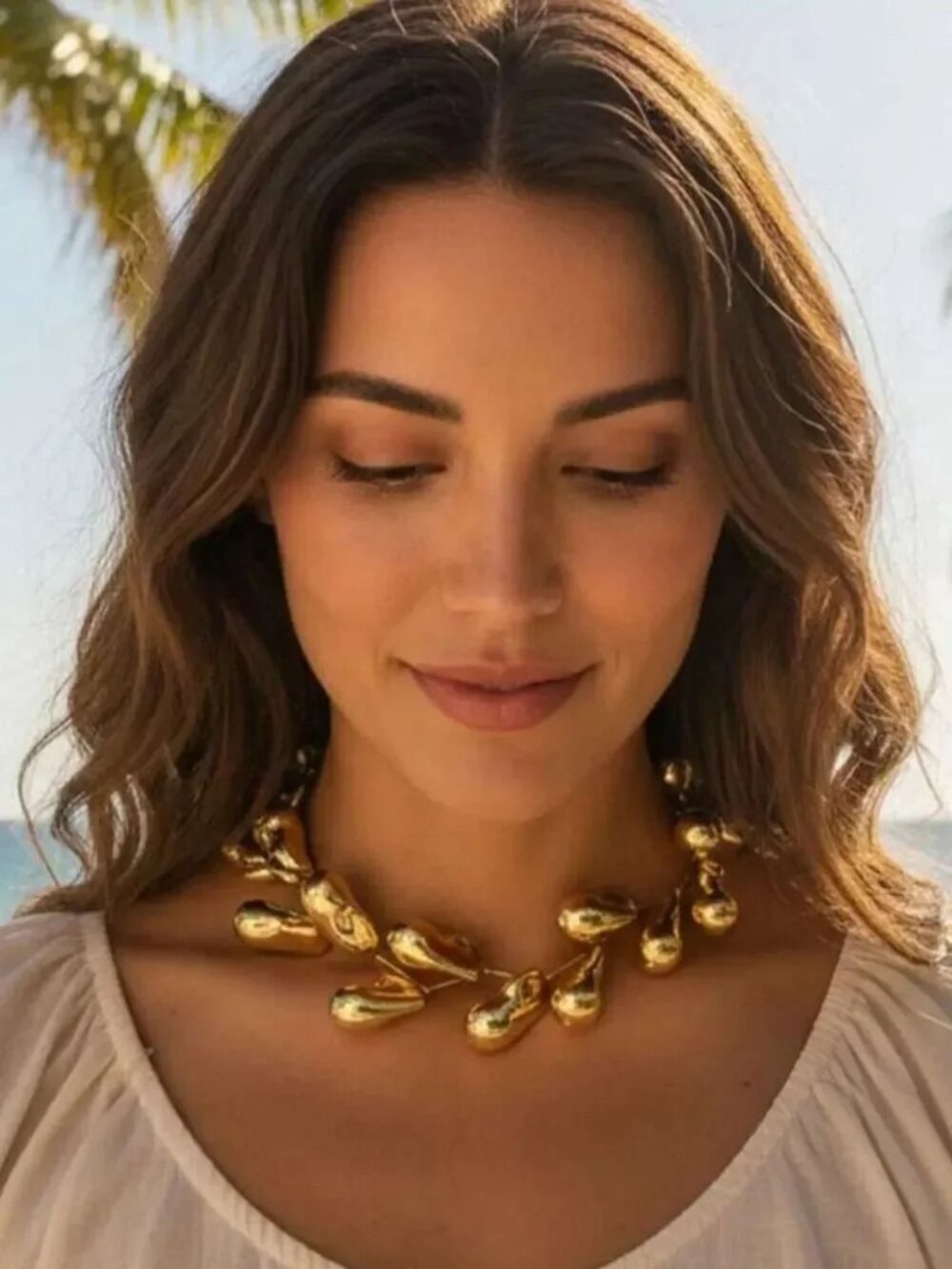 Shiny Gold drop Necklace R663
